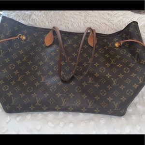 Authentic Louis Vuitton Neverfull GM
